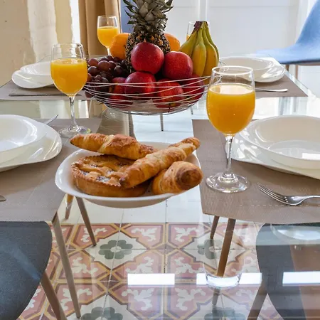 Bnbnova - Historic Duplex