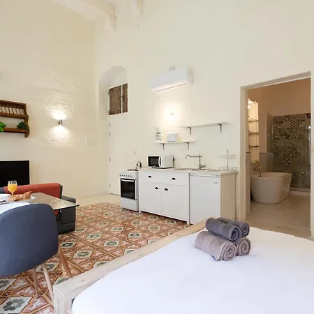 Apartment Bnbnova - Historic Duplex