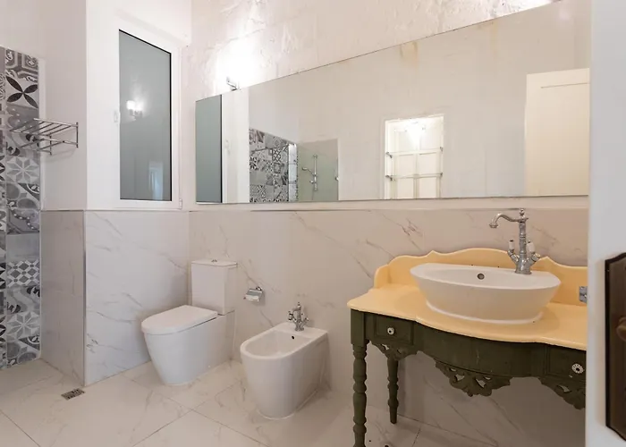 Bnbnova - Historic Duplex Lejlighed Valletta