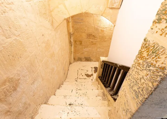Bnbnova - Historic Duplex * Valletta